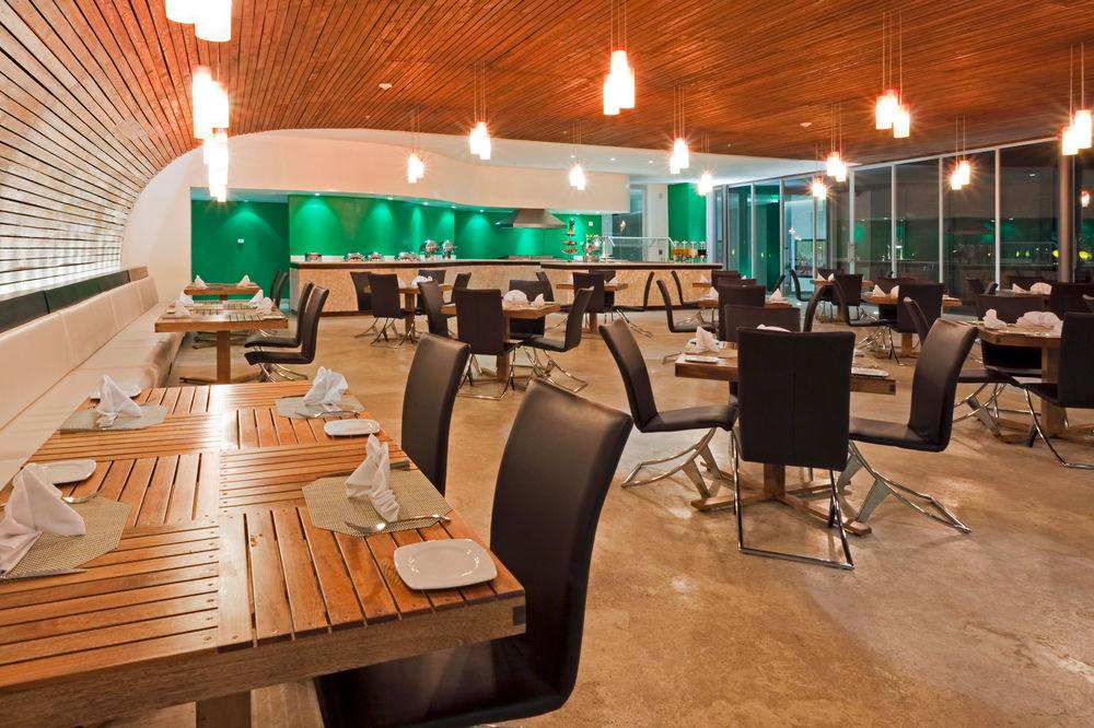 Courtyard By Marriott Tuxpan  Exterior photo