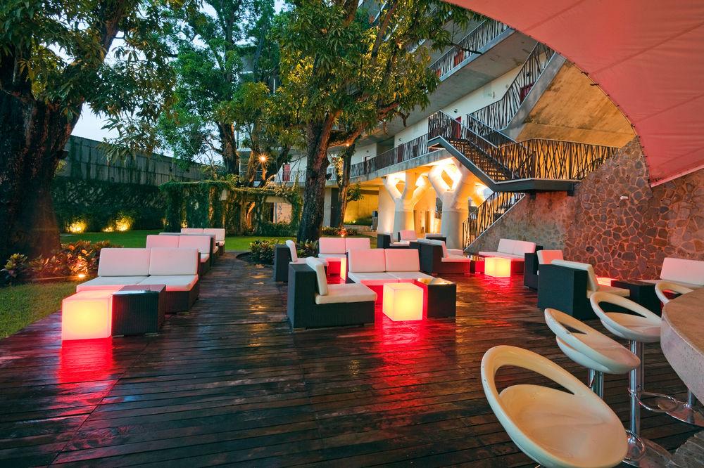 Courtyard By Marriott Tuxpan  Exterior photo