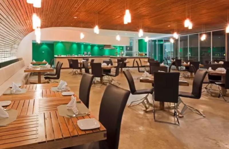 Courtyard By Marriott Tuxpan  Exterior photo